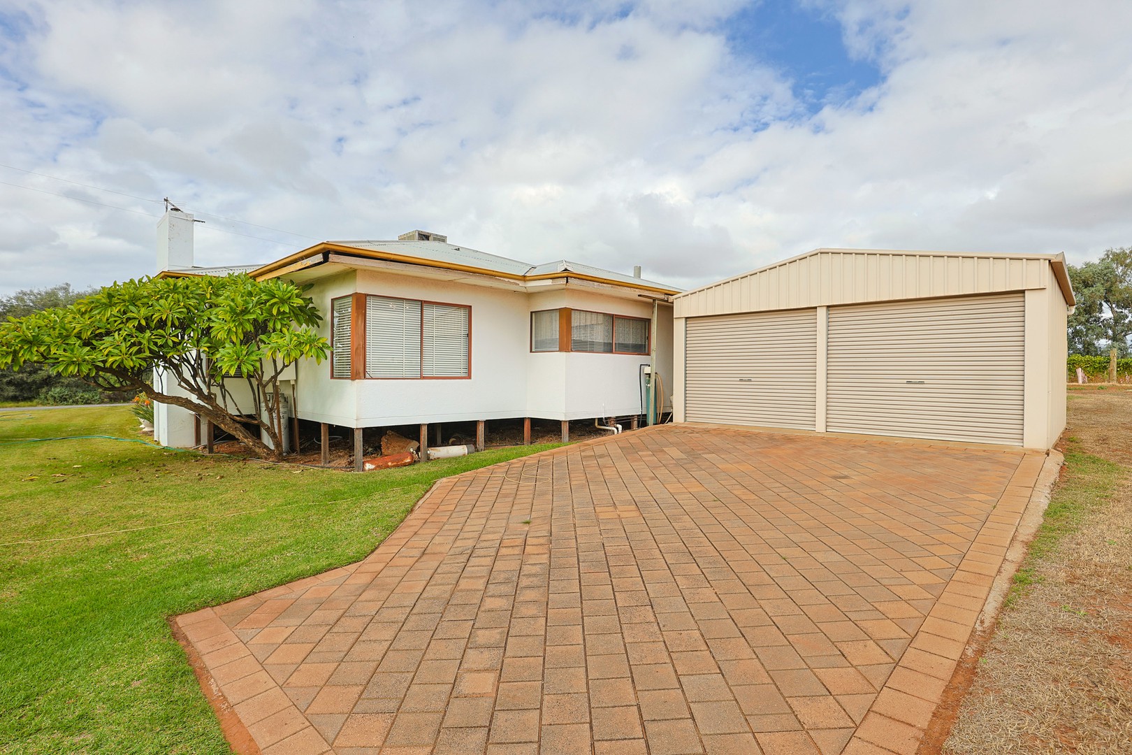 4 Quandong Avenue, Merbein, VIC 3505 - Thumbnail 2 - 28/05/2026