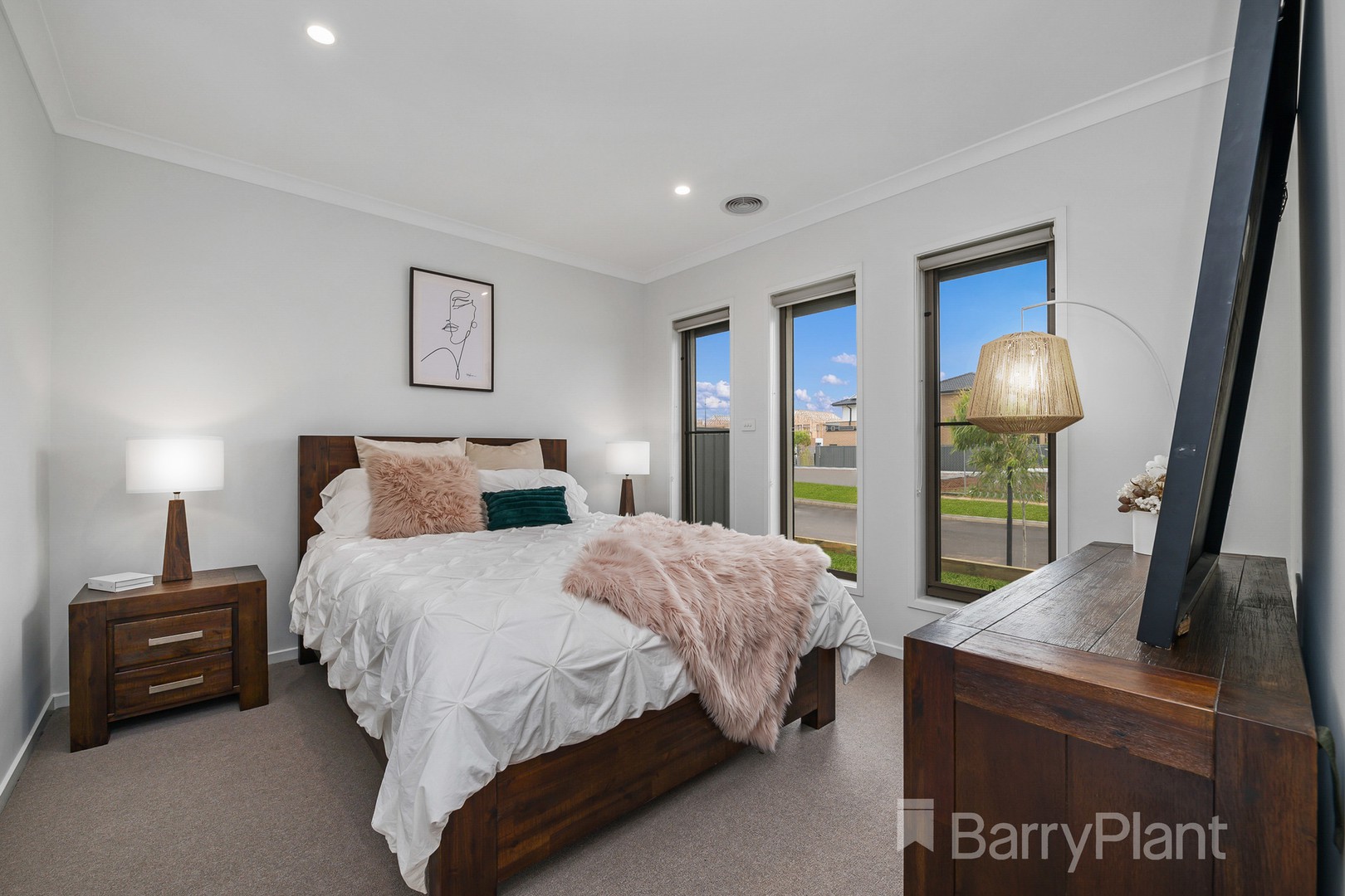 4 Rainier Drive, Truganina, VIC 3029, Truganina - Thumbnail 2