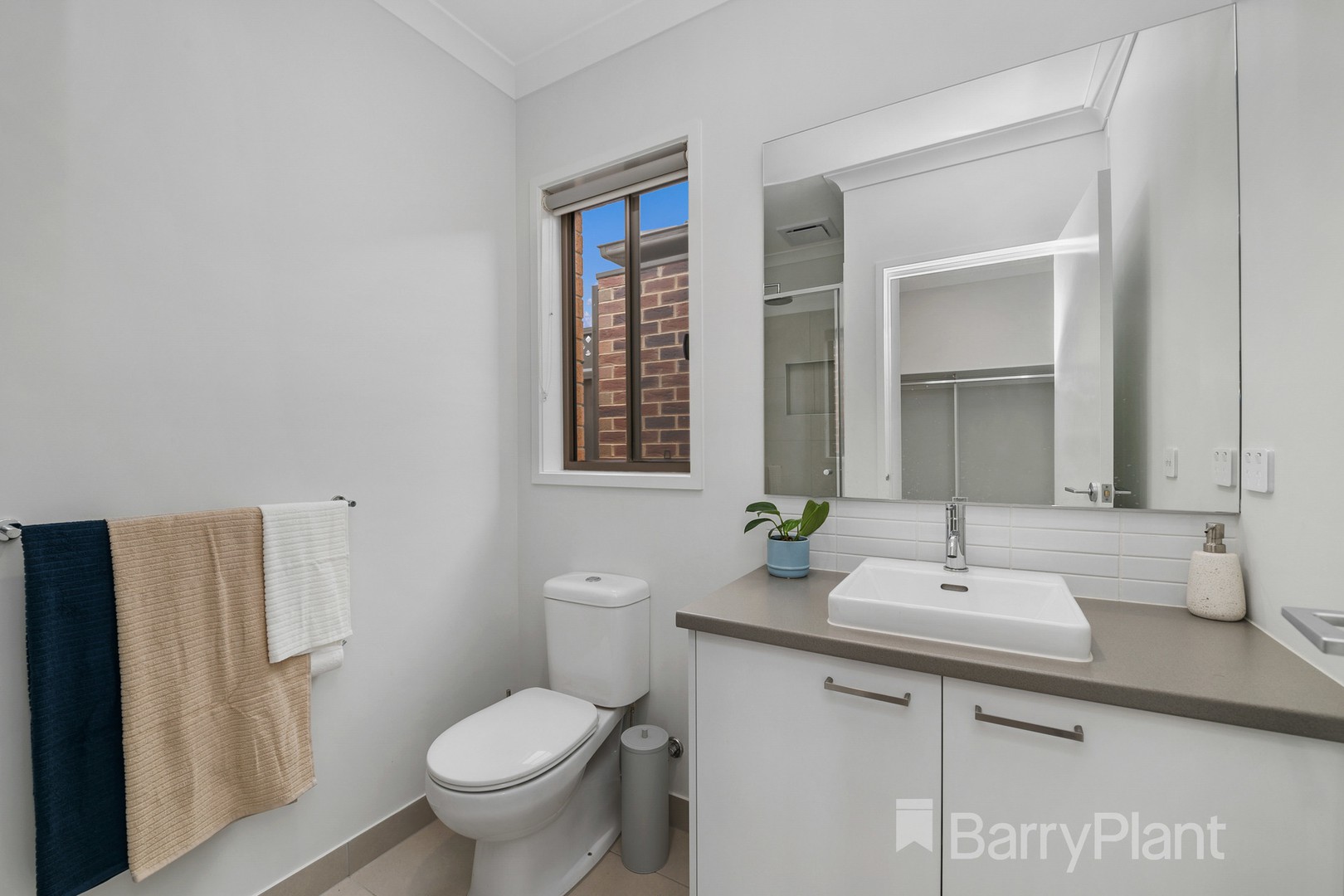 4 Rainier Drive, Truganina, VIC 3029, Truganina - Thumbnail 3