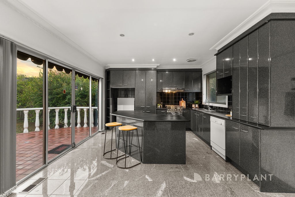4 Rangoon Court, Mulgrave, VIC 3170, Mulgrave - Thumbnail 6