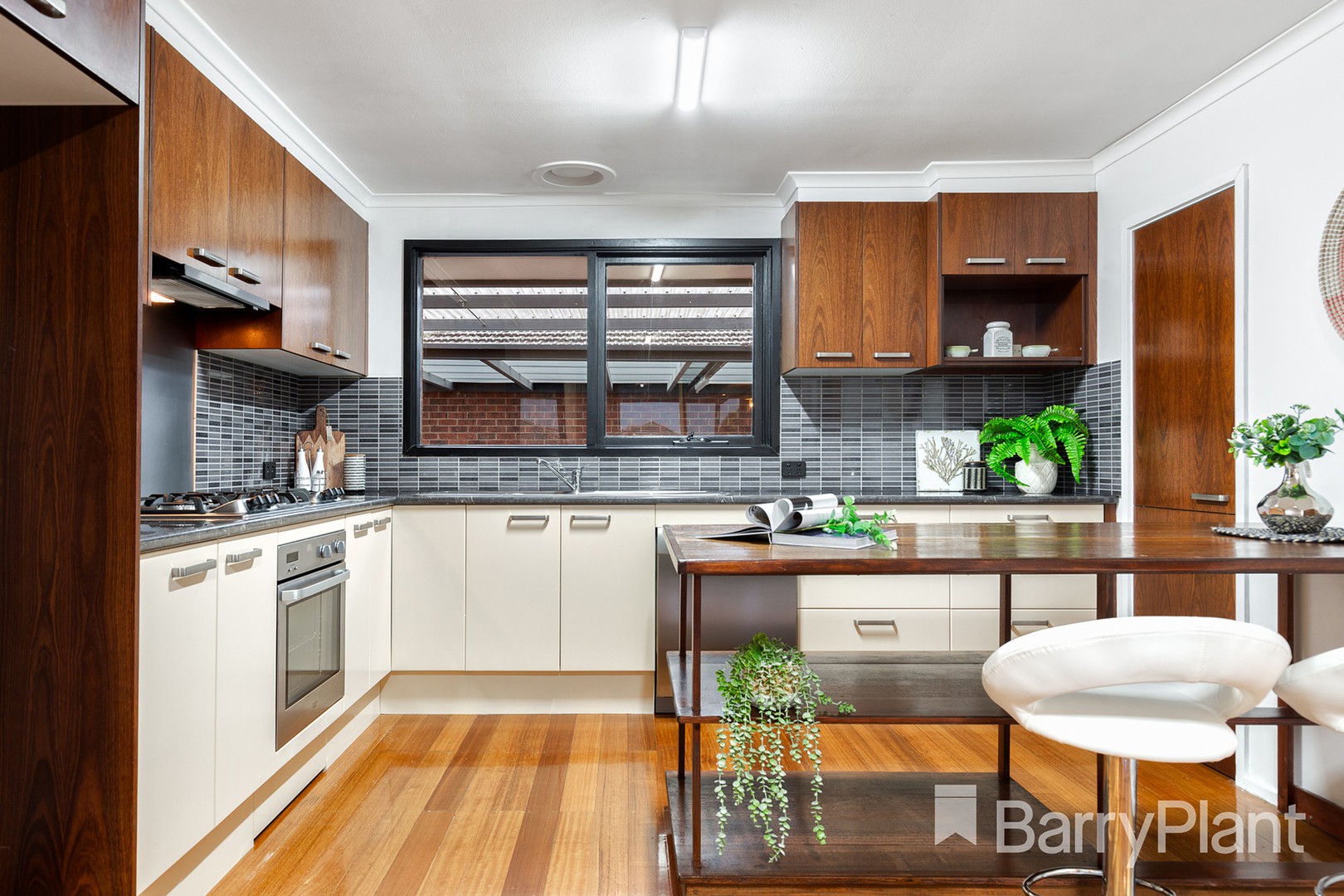 4 Rawdon Hill Drive, Dandenong North, VIC 3175, Dandenong North - Thumbnail 2