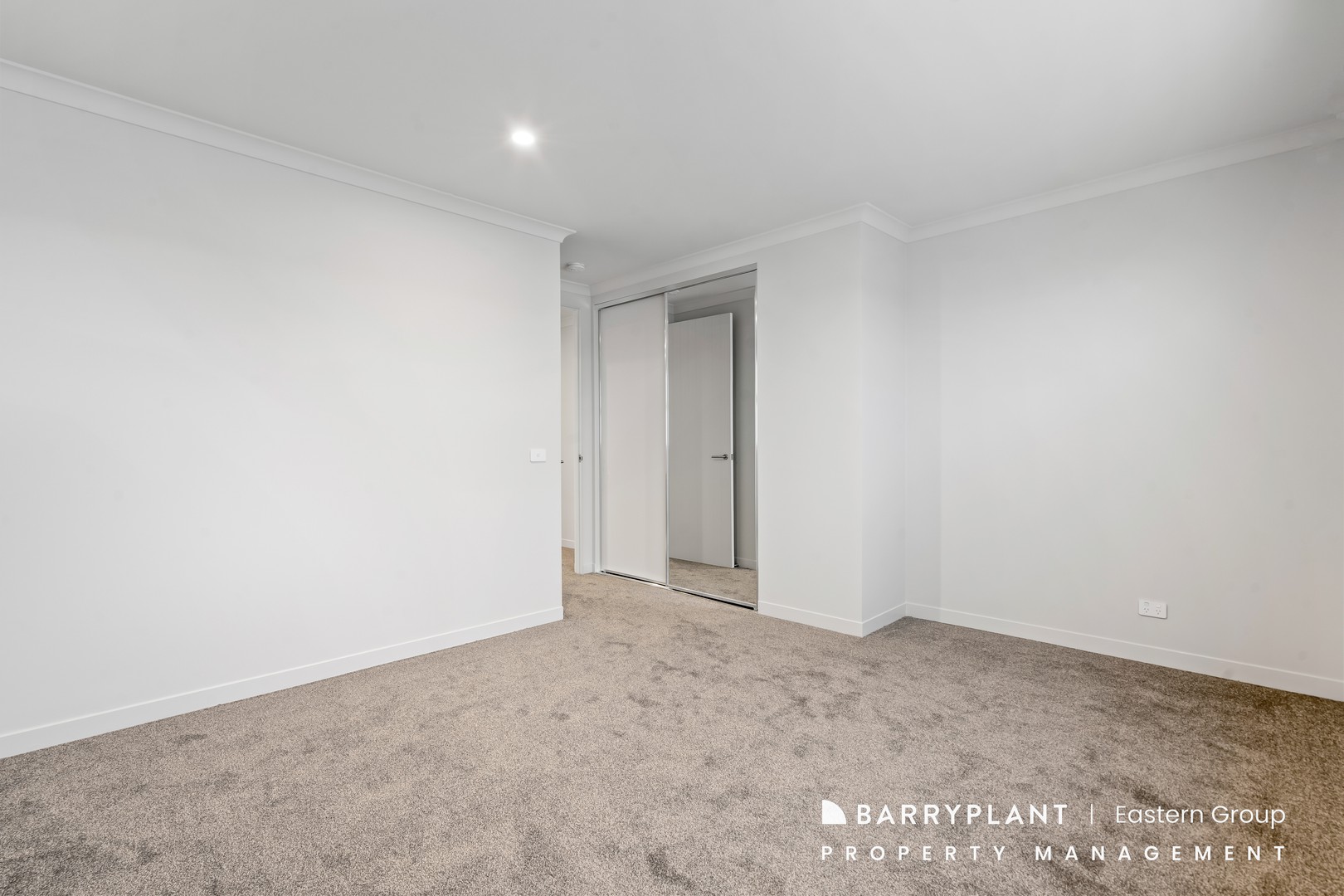 4 Regal Avenue, Doncaster East, VIC 3109, Doncaster East - Thumbnail 8