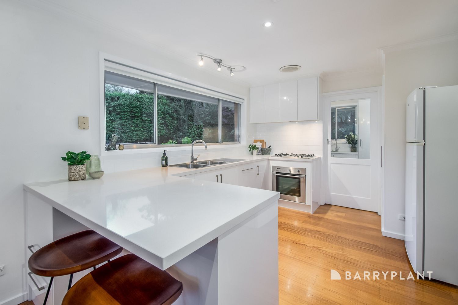 4 Robina Road, Monbulk, VIC 3793 - Thumbnail 2 - 18/09/2024