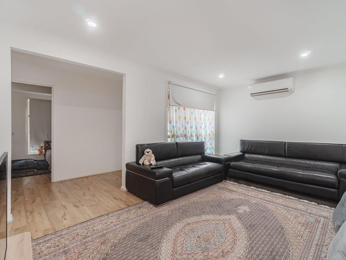 4 Rocklands Rise, Meadow Heights, VIC 3048, Meadow Heights - Thumbnail 3