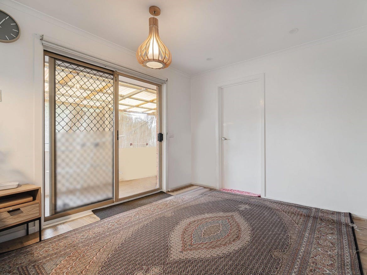 4 Rocklands Rise, Meadow Heights, VIC 3048, Meadow Heights - Thumbnail 4