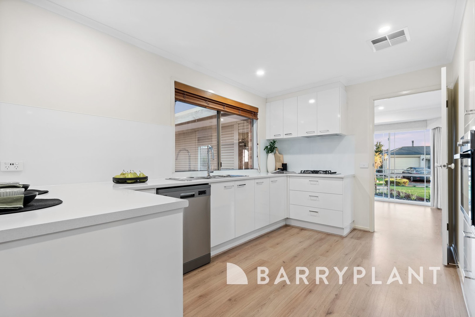 4 Rockwall Close, Sydenham, VIC 3037, Sydenham - Thumbnail 4