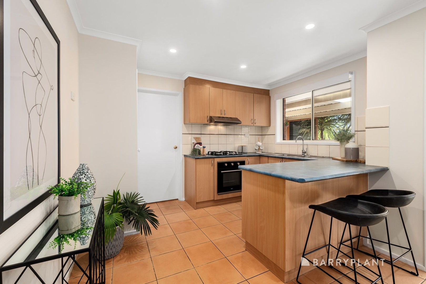4 Romina Way, South Morang, VIC 3752, South Morang - Thumbnail 3