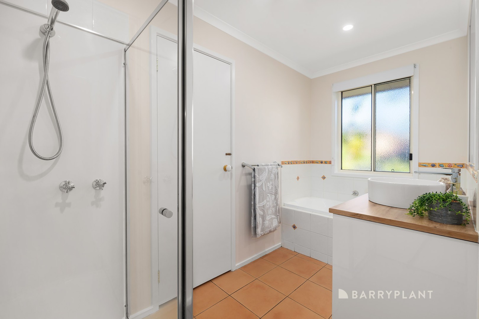 4 Romina Way, South Morang, VIC 3752, South Morang - Thumbnail 6