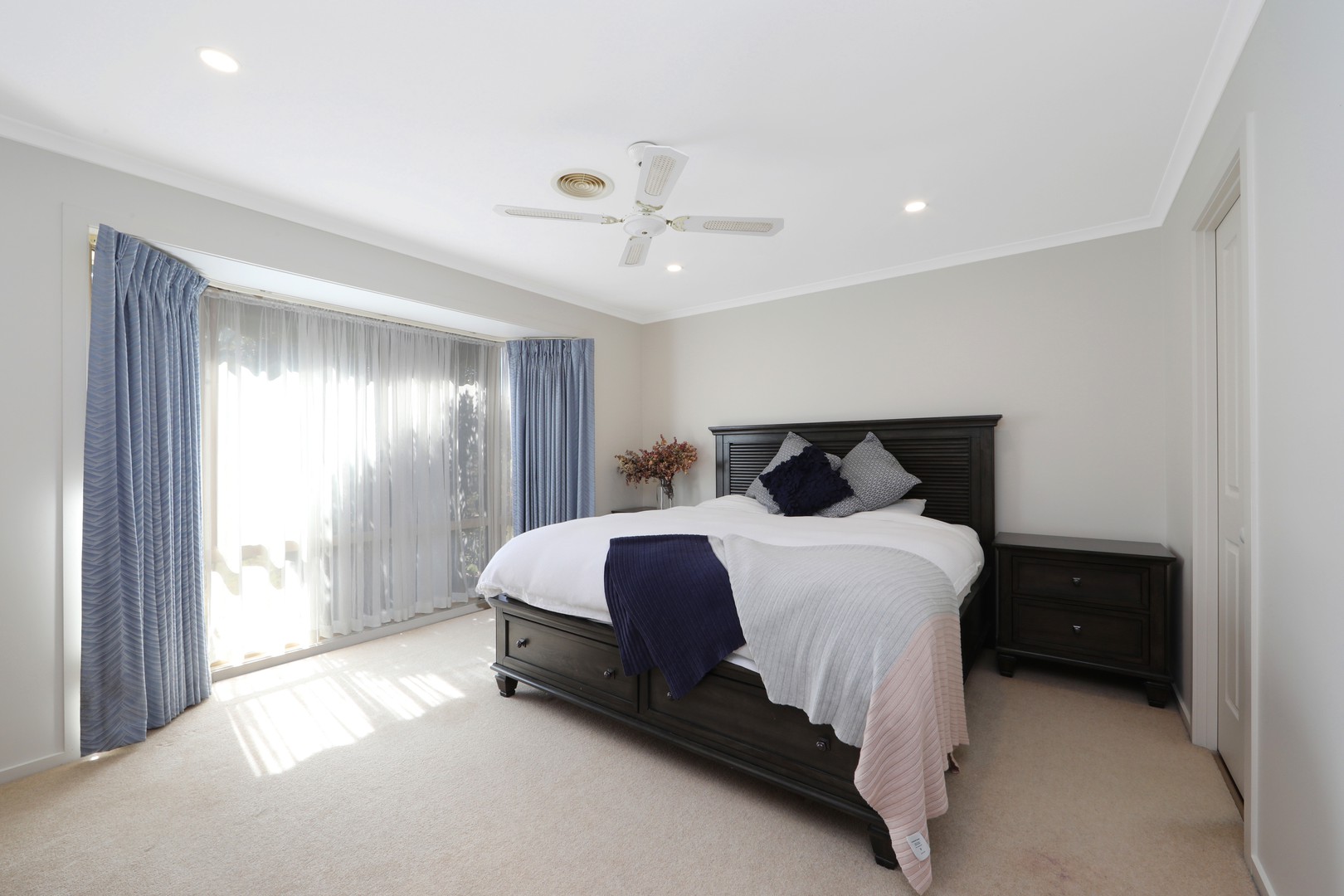 4 Rosebank Court, Rowville, VIC 3178, Rowville - Thumbnail 3