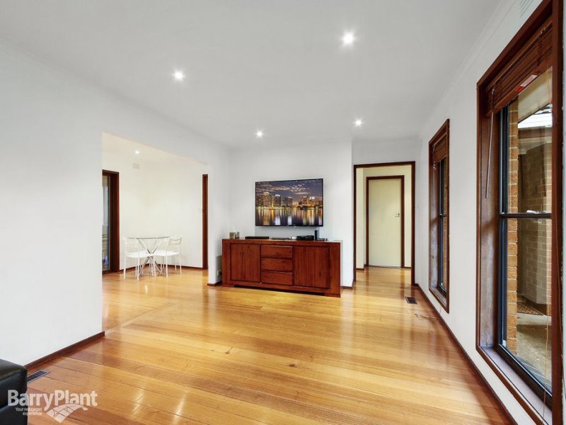 4 Ross Pincott Drive, Mooroolbark, VIC 3138, Mooroolbark - Thumbnail 6