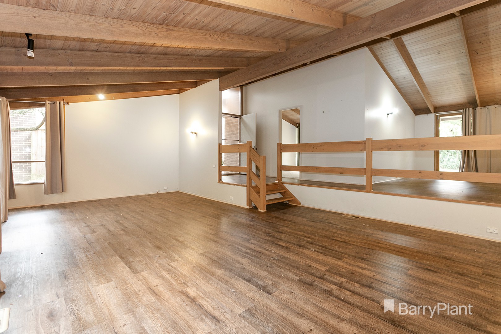 4 Roundhay Court, Berwick, VIC 3806, Berwick - Thumbnail 2