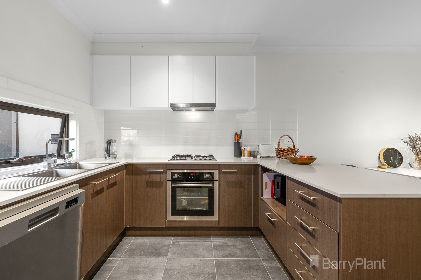 4 Rubus Way, Pakenham, VIC 3810, Pakenham - Thumbnail 2