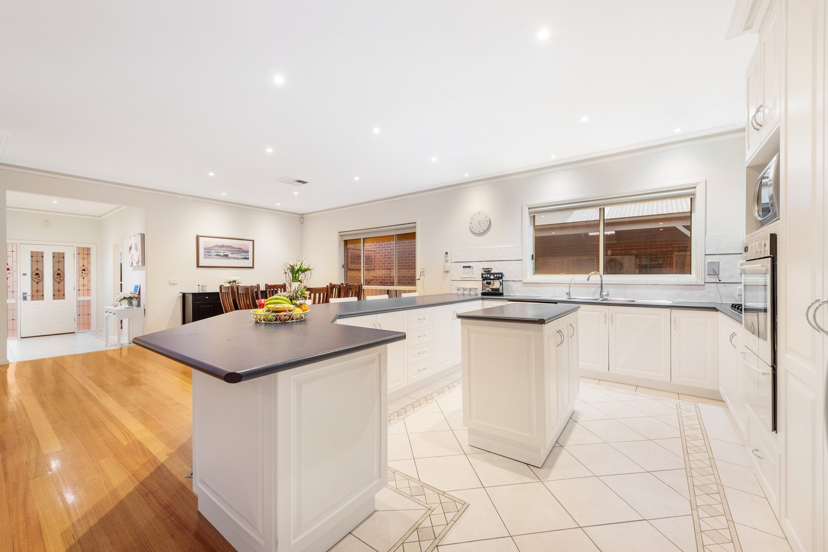 4 Sage Close, Hillside, VIC 3037, Hillside - Thumbnail 4