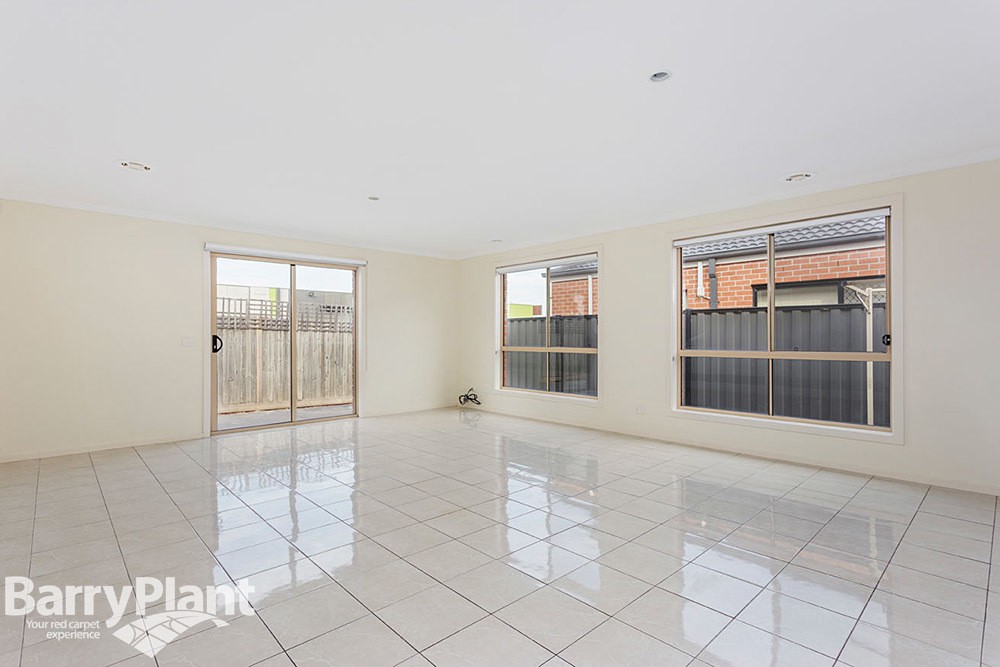 4 Sandra Court, Point Cook, VIC 3030, Point Cook - Thumbnail 5