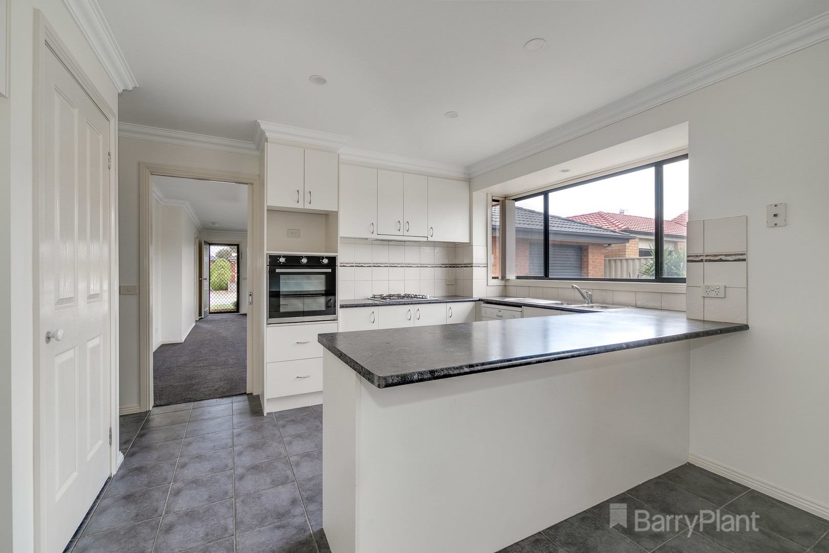 4 Sapphire Crescent, Pakenham, VIC 3810, Pakenham - Thumbnail 6