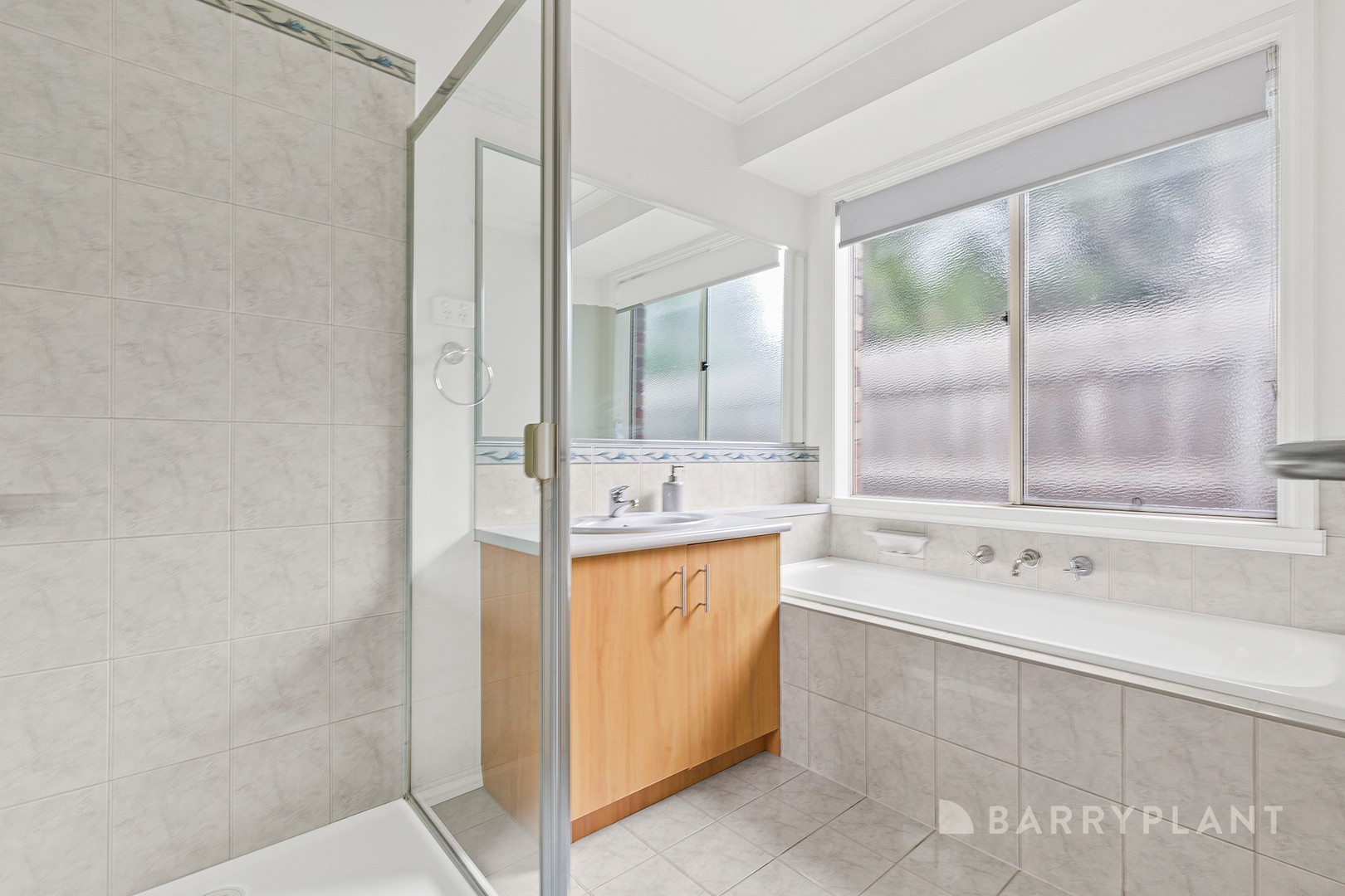 4 Sarah-Louise Place, Berwick, VIC 3806, Berwick - Thumbnail 8