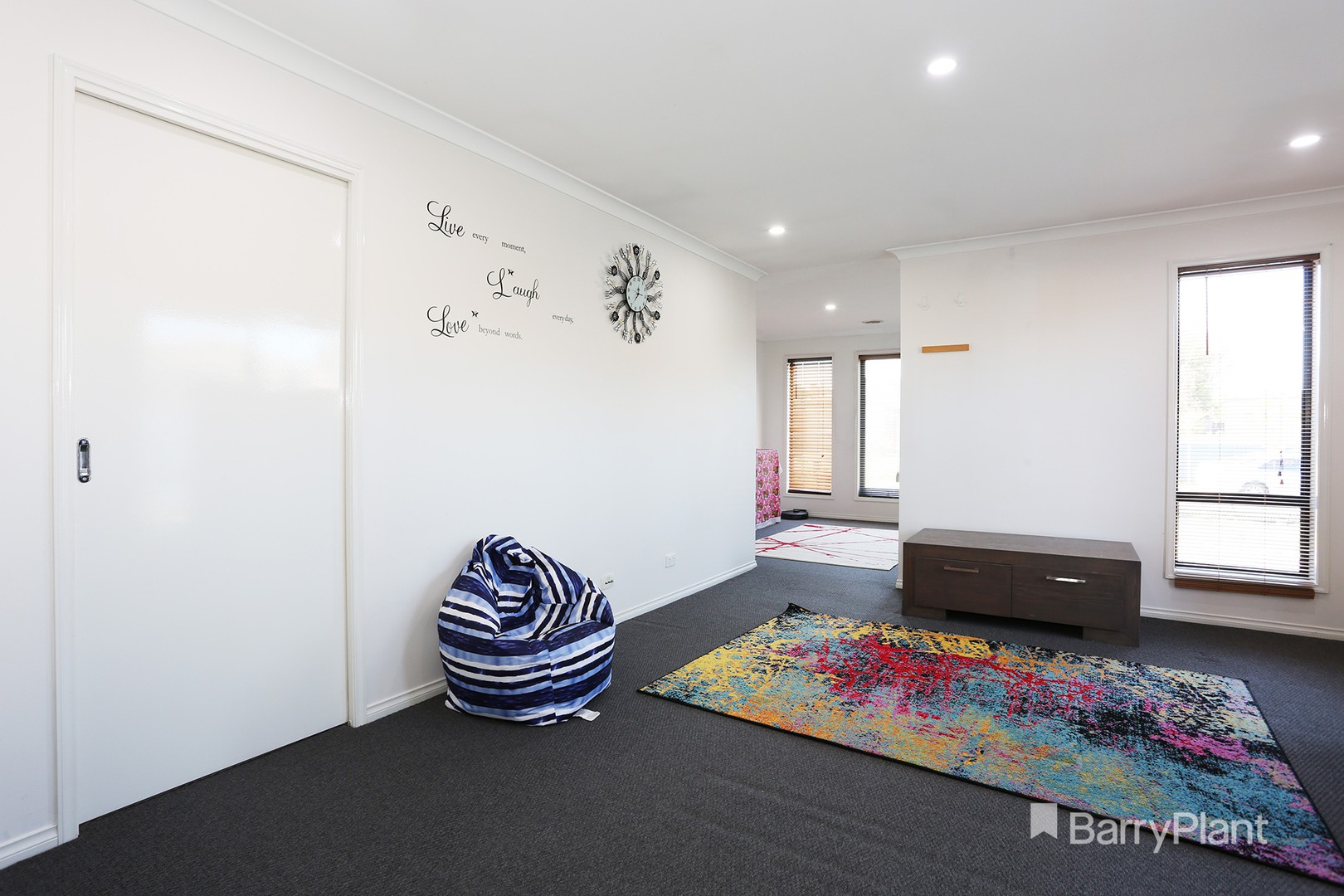 4 Scarlet Crescent, Pakenham, VIC 3810, Pakenham - Thumbnail 7
