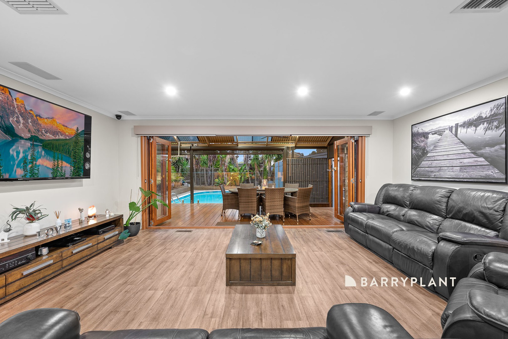 4 Serendip Court, Narre Warren, VIC 3805 - Thumbnail 2 - 09/04/2025