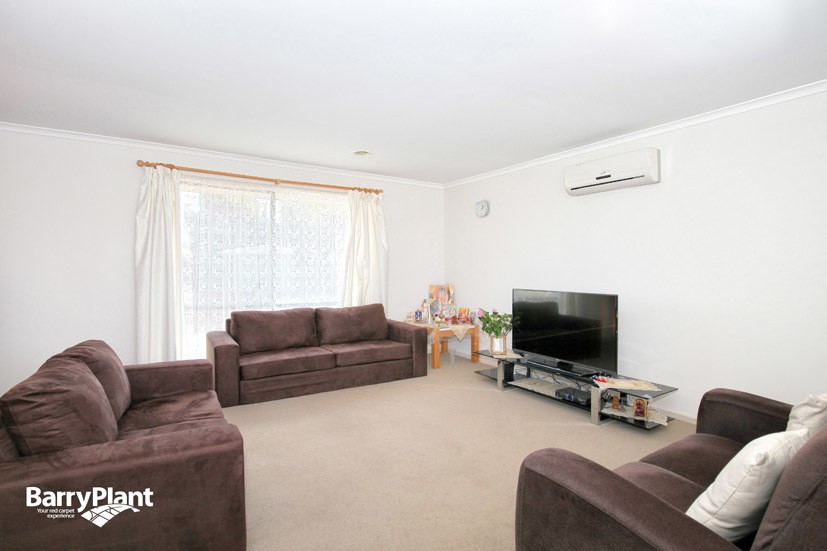 4 Shearer Place, Roxburgh Park, VIC 3064, Roxburgh Park - Thumbnail 4