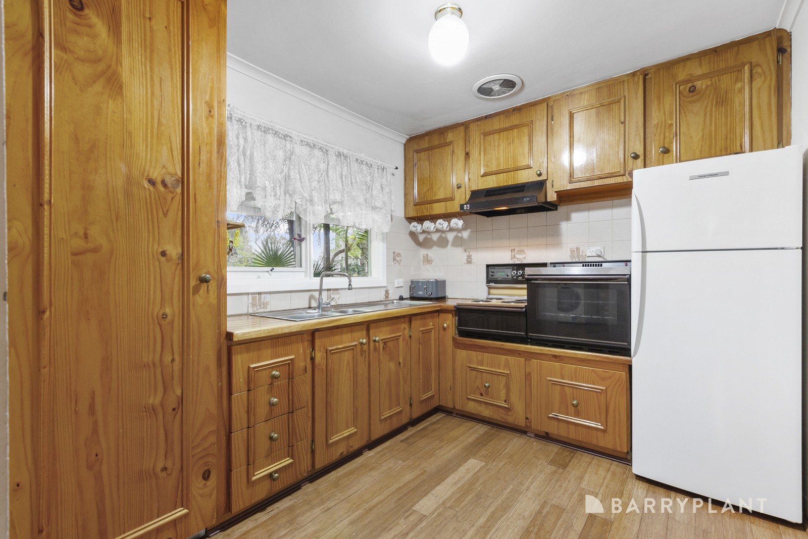 4 Shelly Avenue, Boronia, VIC 3155, Boronia - Thumbnail 3