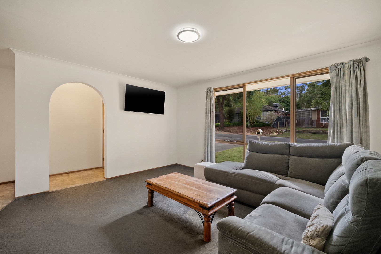4 Shrubby Walk, Croydon South, VIC 3136 - Thumbnail 2 - 14/08/2026
