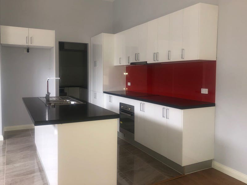 4 Silverton Drive, Noble Park North, VIC 3174 - Thumbnail 1 - 05/01/2026