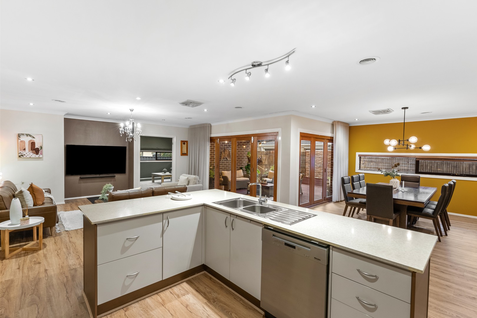 4 Sinclair Avenue, Hillside, VIC 3037, Hillside - Thumbnail 7