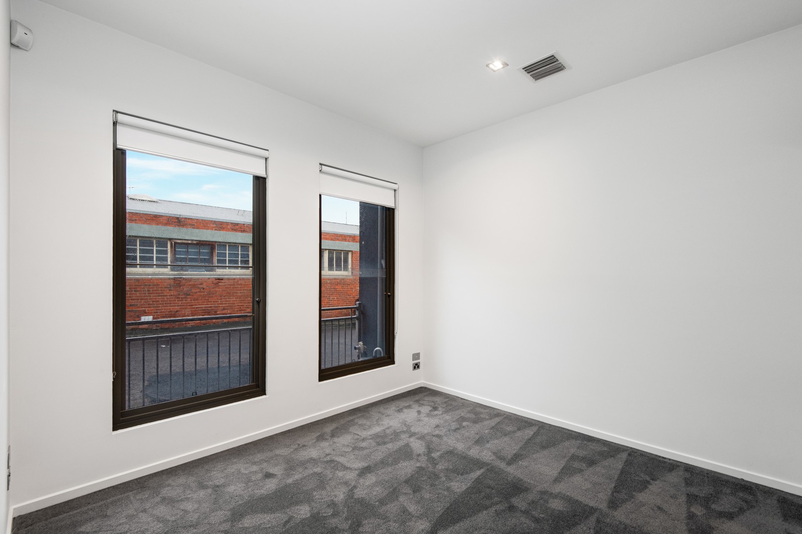 4 Smythe Place, Geelong, VIC 3220, Geelong - Thumbnail 7