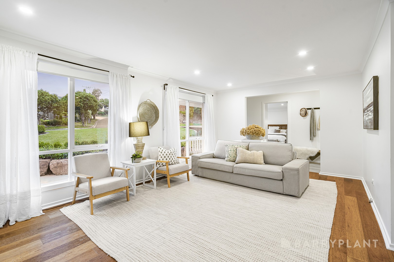 4 Songbird Avenue, Chirnside Park, VIC 3116 - Thumbnail 2 - 19/03/2026