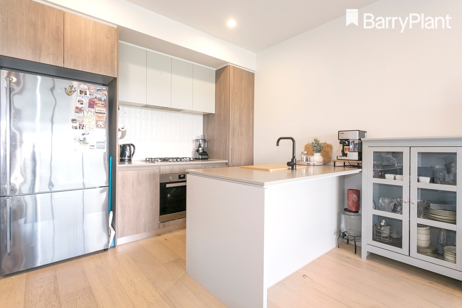 4 Spotted Gum Close, Clyde North, VIC 3978, Clyde North - Thumbnail 6