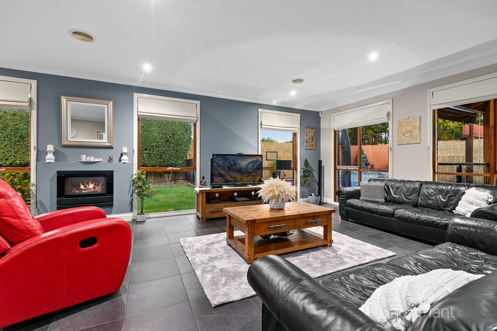 4 St Ives Drive, Narre Warren South, VIC 3805, Narre Warren South - Thumbnail 6