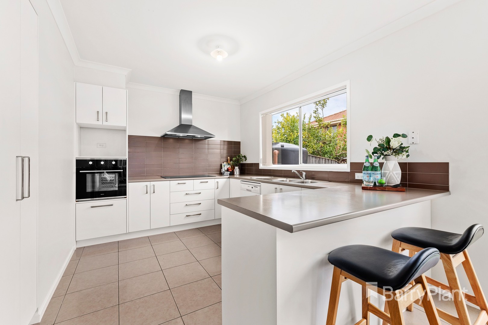 4 St. Johns Court, South Morang, VIC 3752, South Morang - Thumbnail 3