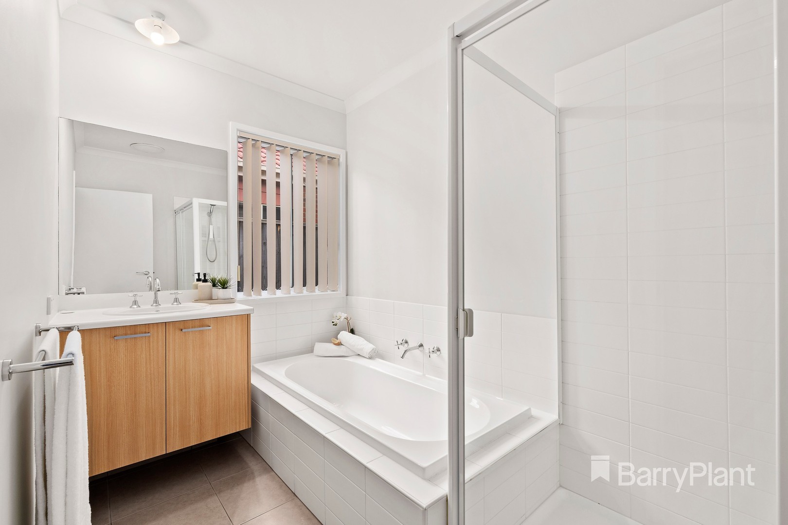 4 St. Johns Court, South Morang, VIC 3752, South Morang - Thumbnail 7