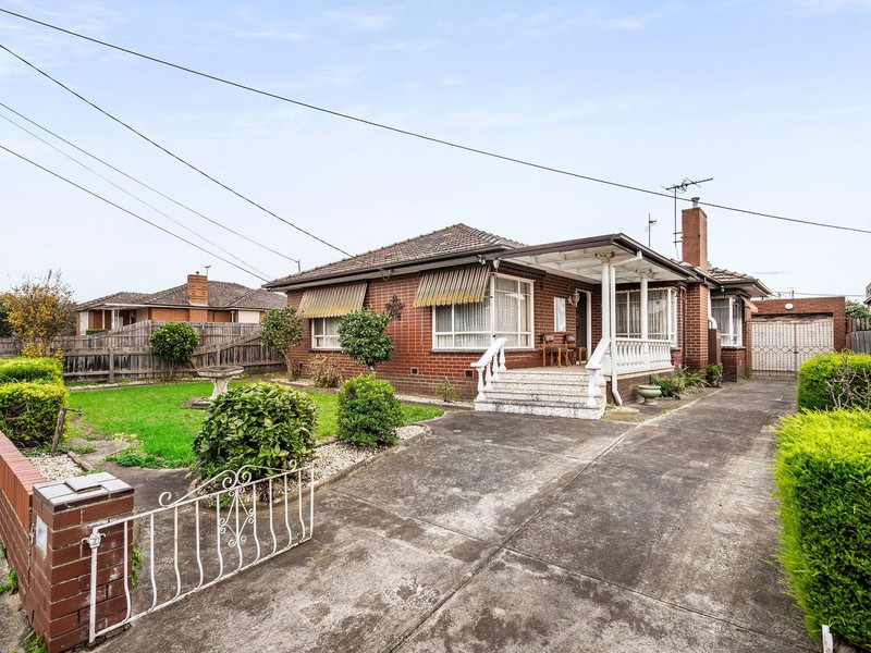 4 St Raphael Street, Avondale Heights, VIC 3034 - Image - 18/06/2026