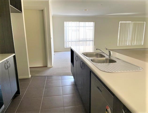 4 Stacey Court, Harkness, VIC 3337, Harkness - Thumbnail 5
