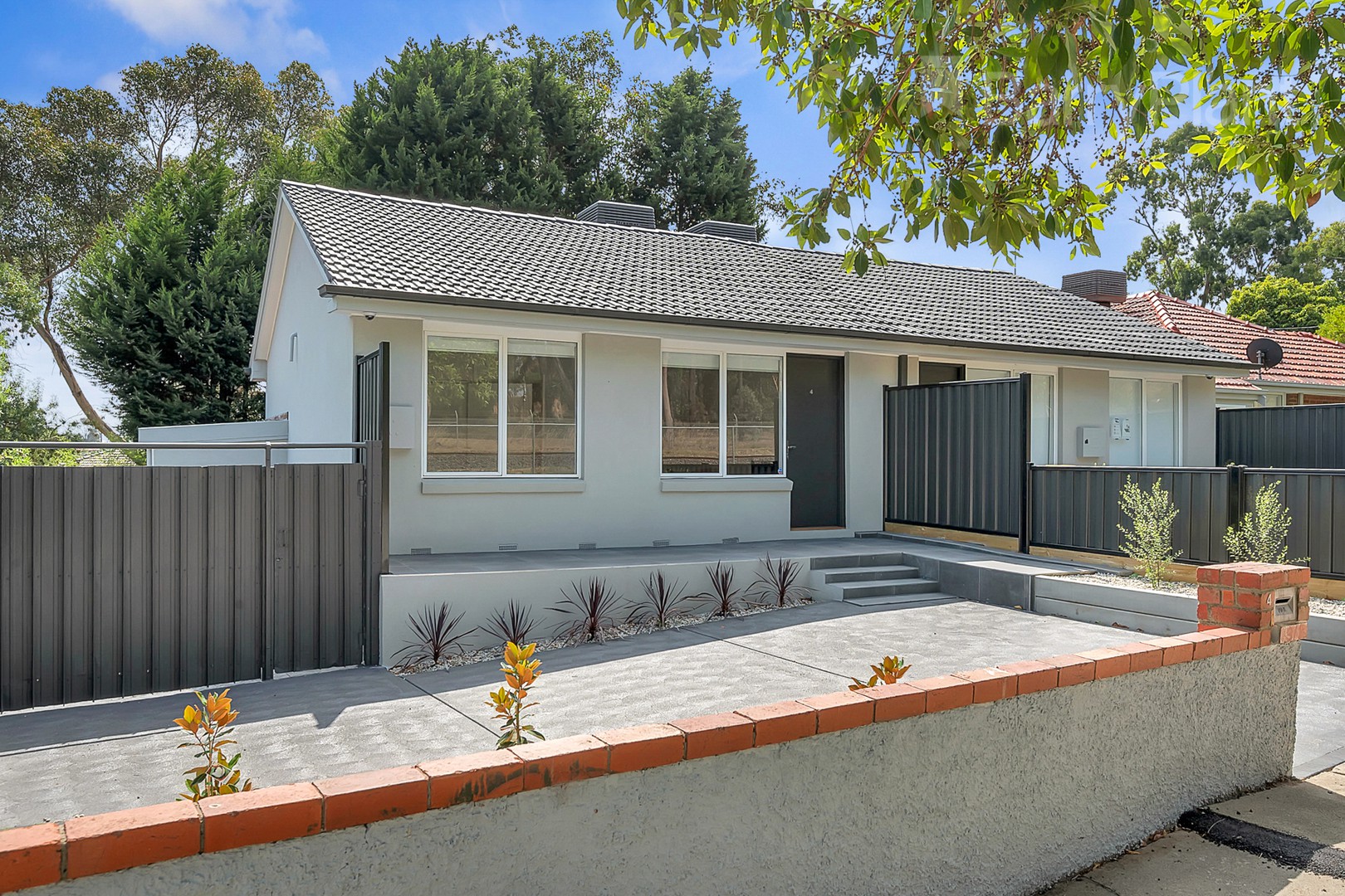 4 Stanlake Street, Reservoir, VIC 3073, Reservoir - Thumbnail 2