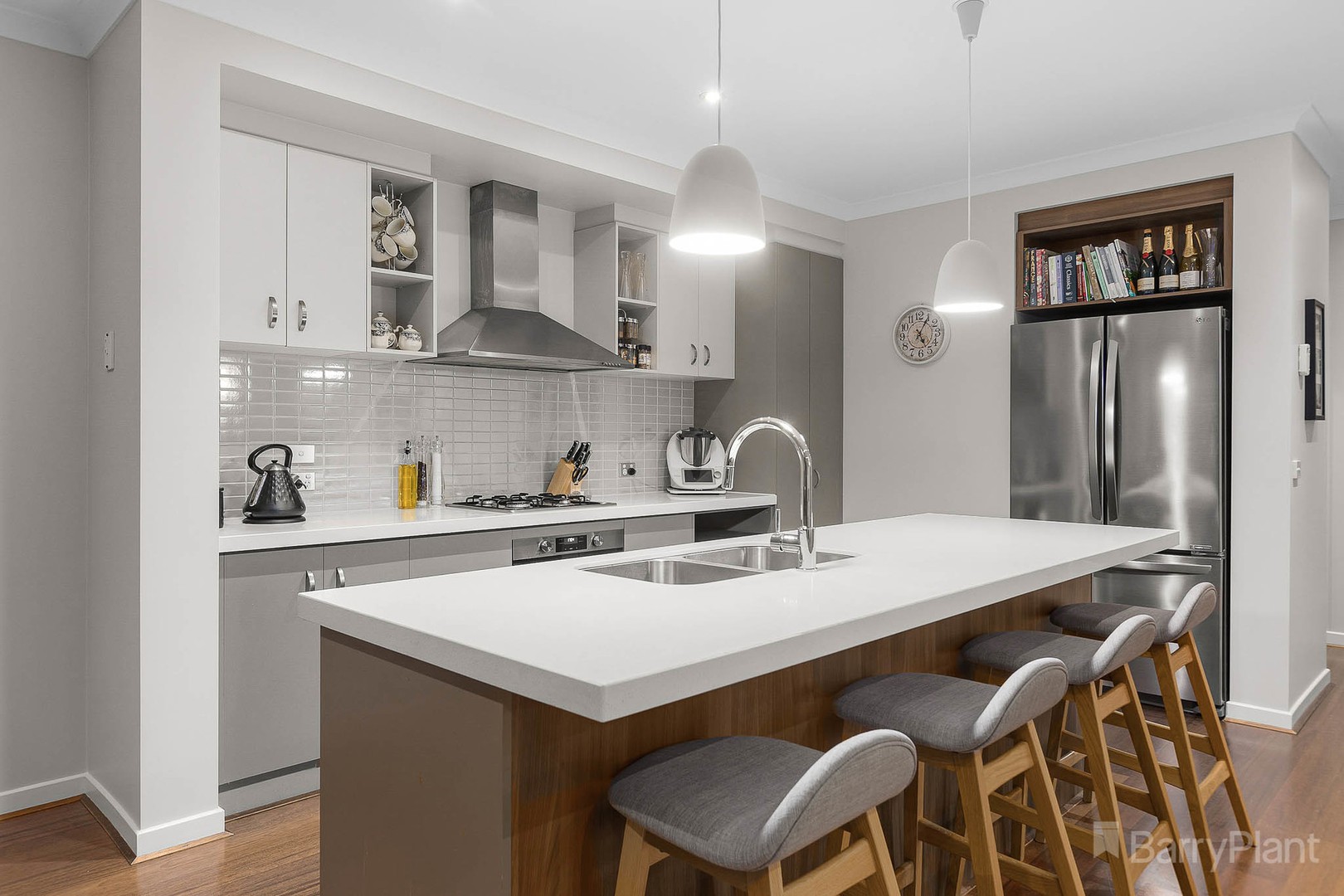 4 Stonebridge Lane, Pakenham, VIC 3810, Pakenham - Thumbnail 3