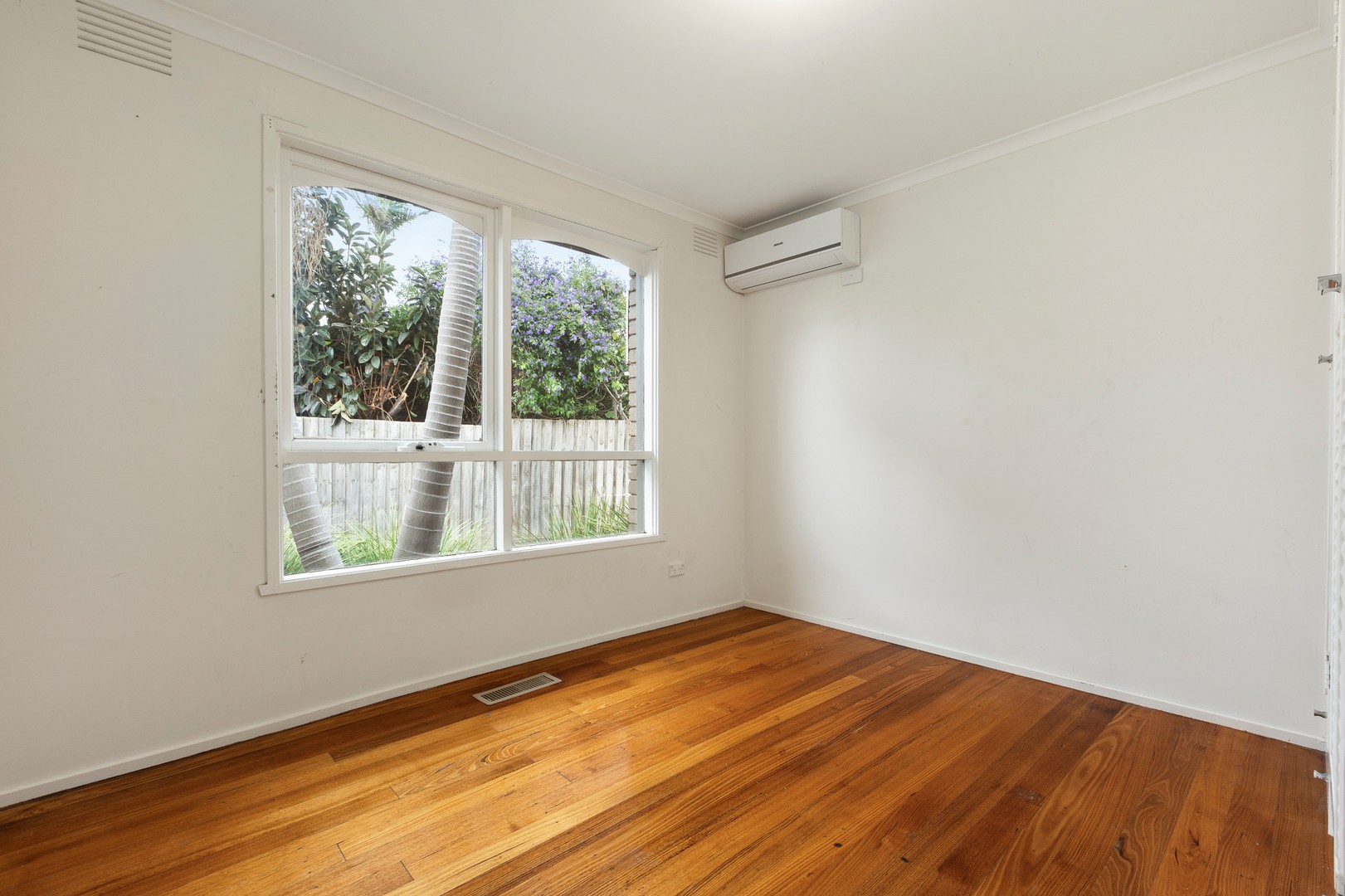 4 Stradishall Way, Tullamarine, VIC 3043, Tullamarine - Thumbnail 3
