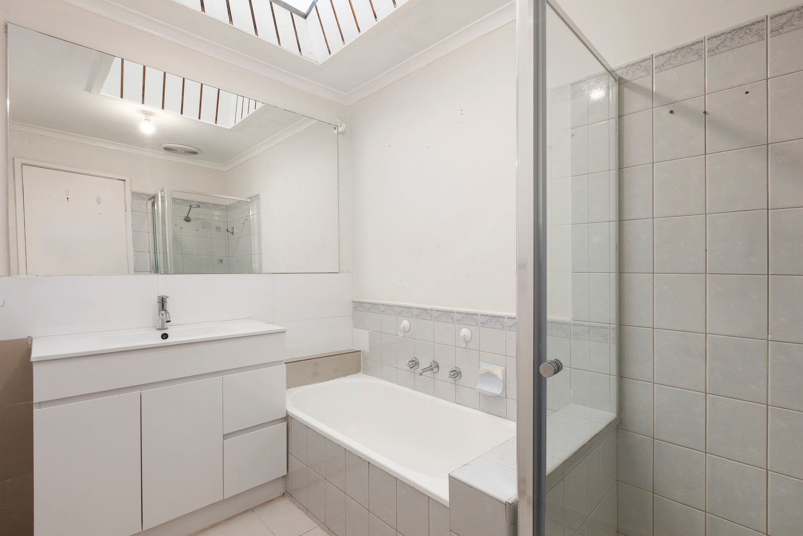 4 Stradishall Way, Tullamarine, VIC 3043, Tullamarine - Thumbnail 6