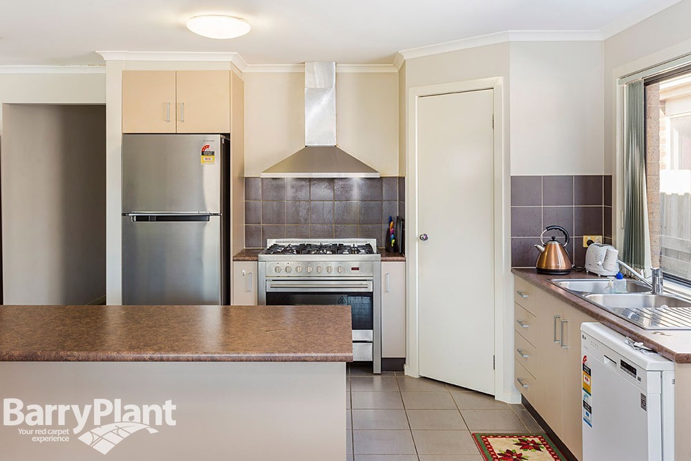 4 Summerhill Street, Tarneit, VIC 3029 - Thumbnail 2 - 17/08/2021