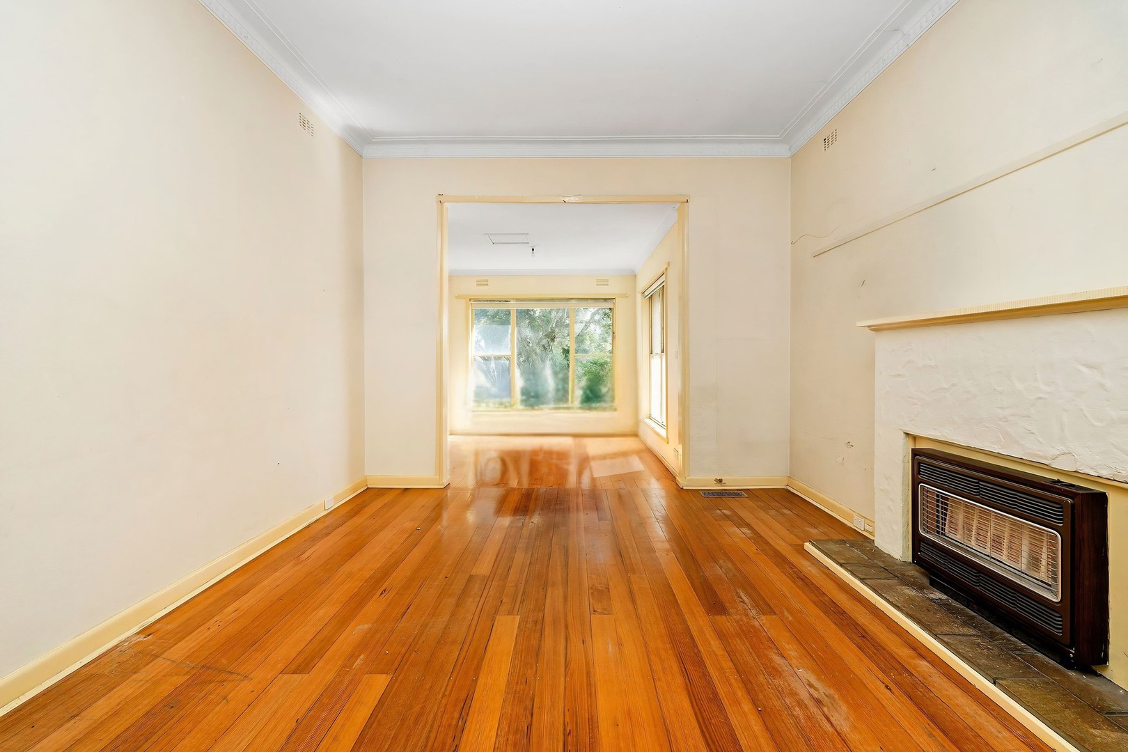 4 Summit Road, Frankston, VIC 3199 - Thumbnail 1 - 25/06/2026