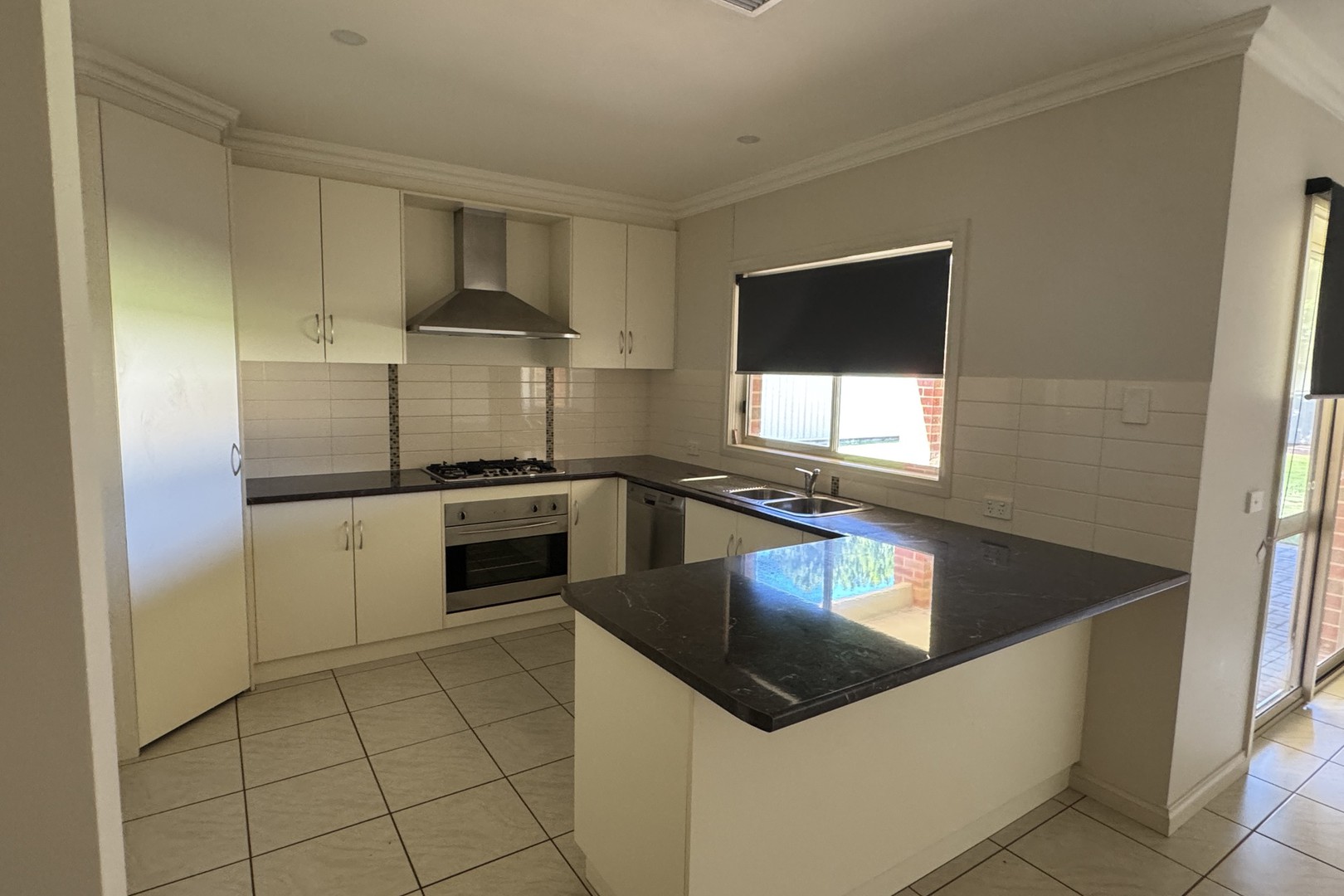 4 Sunrise Drive, Mildura, VIC 3500 - Thumbnail 2 - 06/03/2026