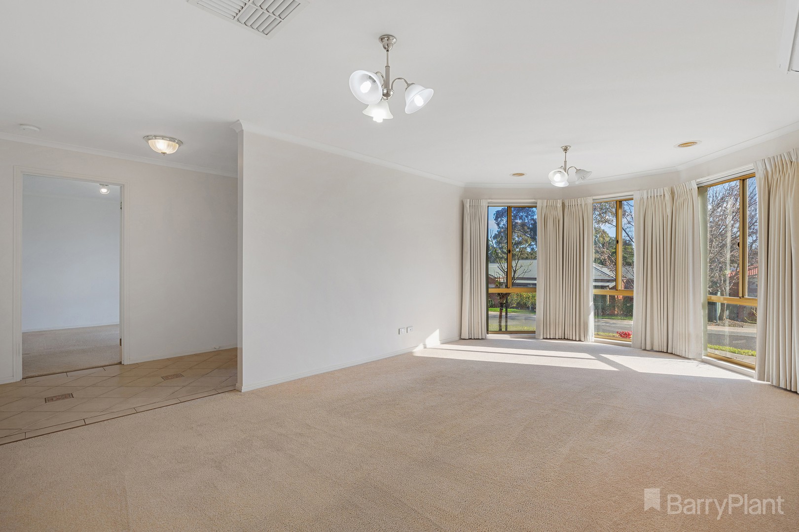 4 Sunset Boulevard, Spring Gully, VIC 3550, Spring Gully - Thumbnail 2