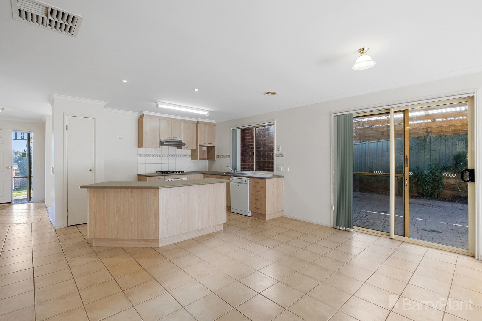 4 Sunset Boulevard, Spring Gully, VIC 3550, Spring Gully - Thumbnail 4
