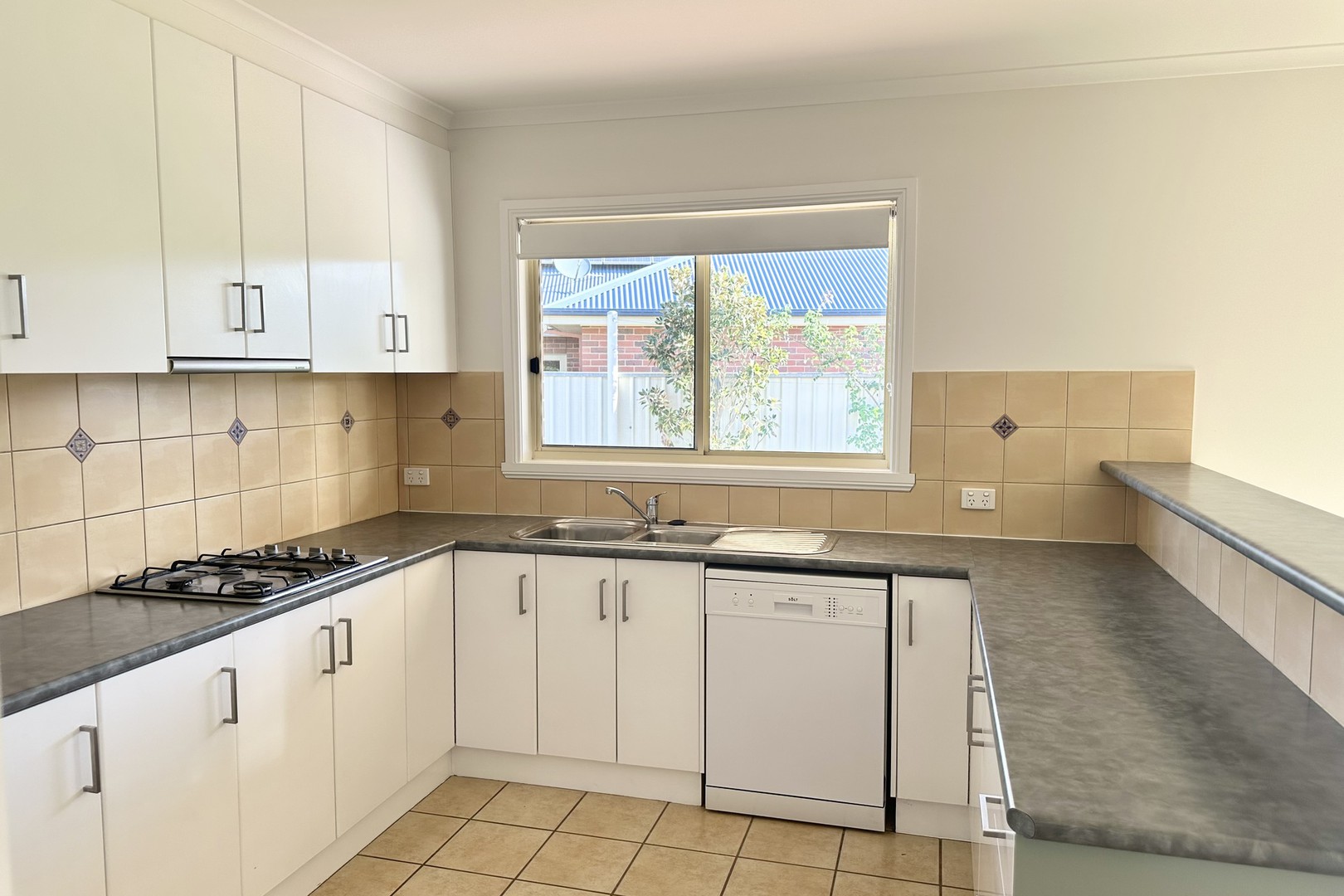 4 Sunset Court, Mildura, VIC 3500, Mildura - Thumbnail 3