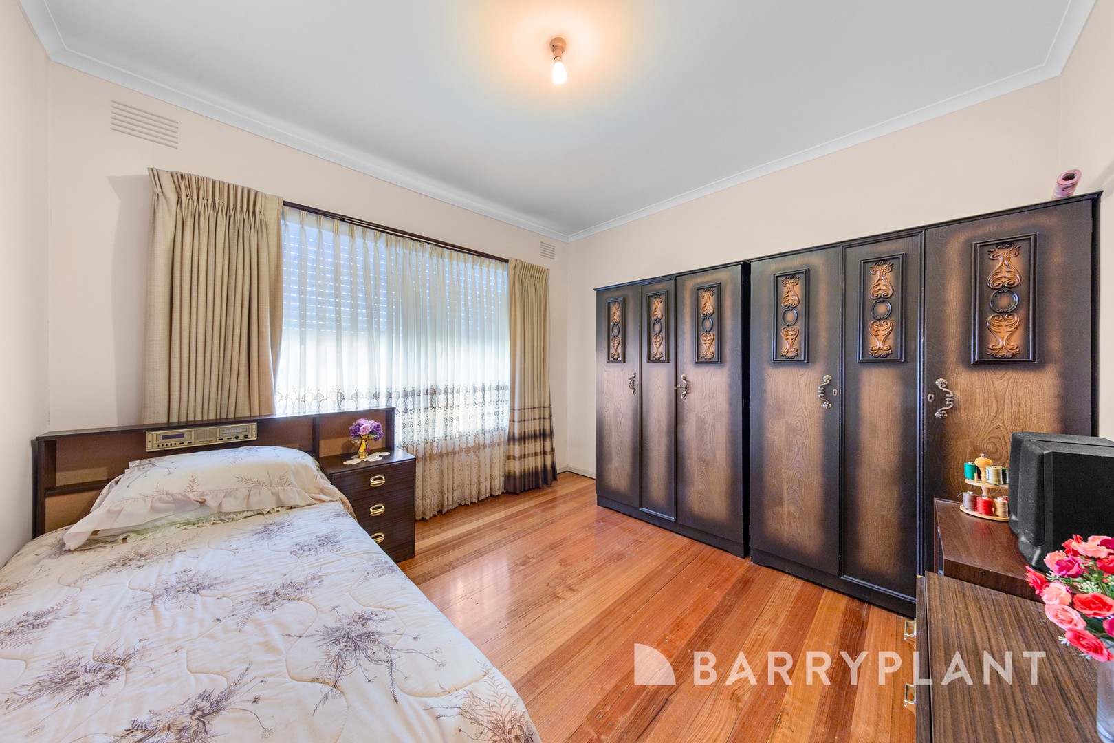 4 Swansea Parade, St Albans, VIC 3021, St Albans - Thumbnail 8