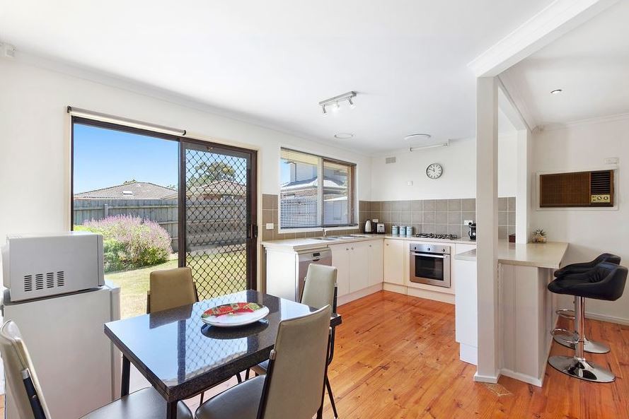 4 Tanunda Close, Scoresby, VIC 3179, Scoresby - Thumbnail 3
