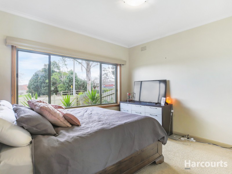 4 Tarwin Street, Warragul, VIC 3820 - Thumbnail 2 - 02/10/2026