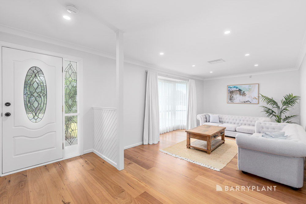 4 Tench Court, Mill Park, VIC 3082, Mill Park - Thumbnail 2
