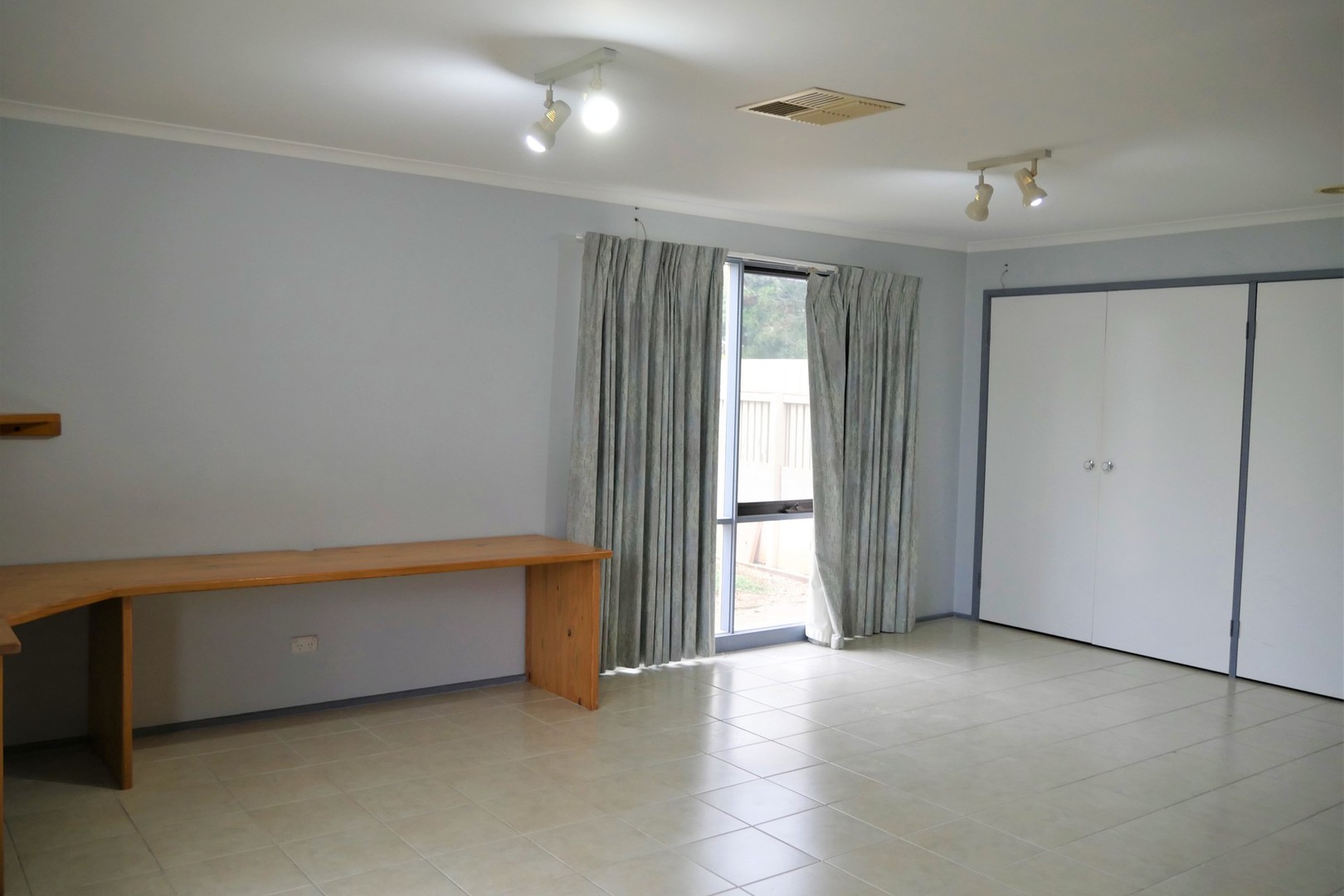 4 Teresa Place, Melton, VIC 3337, Melton - Thumbnail 5